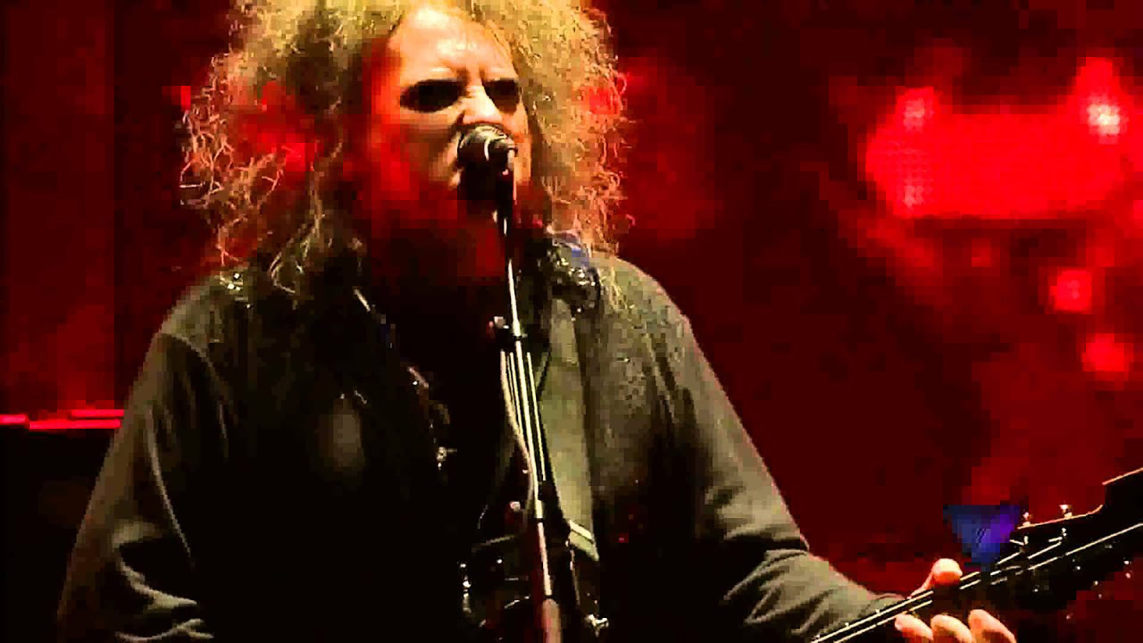 See the Cure Play ‘The Crow’ Soundtrack Song “Burn” Live for First Time in 2013