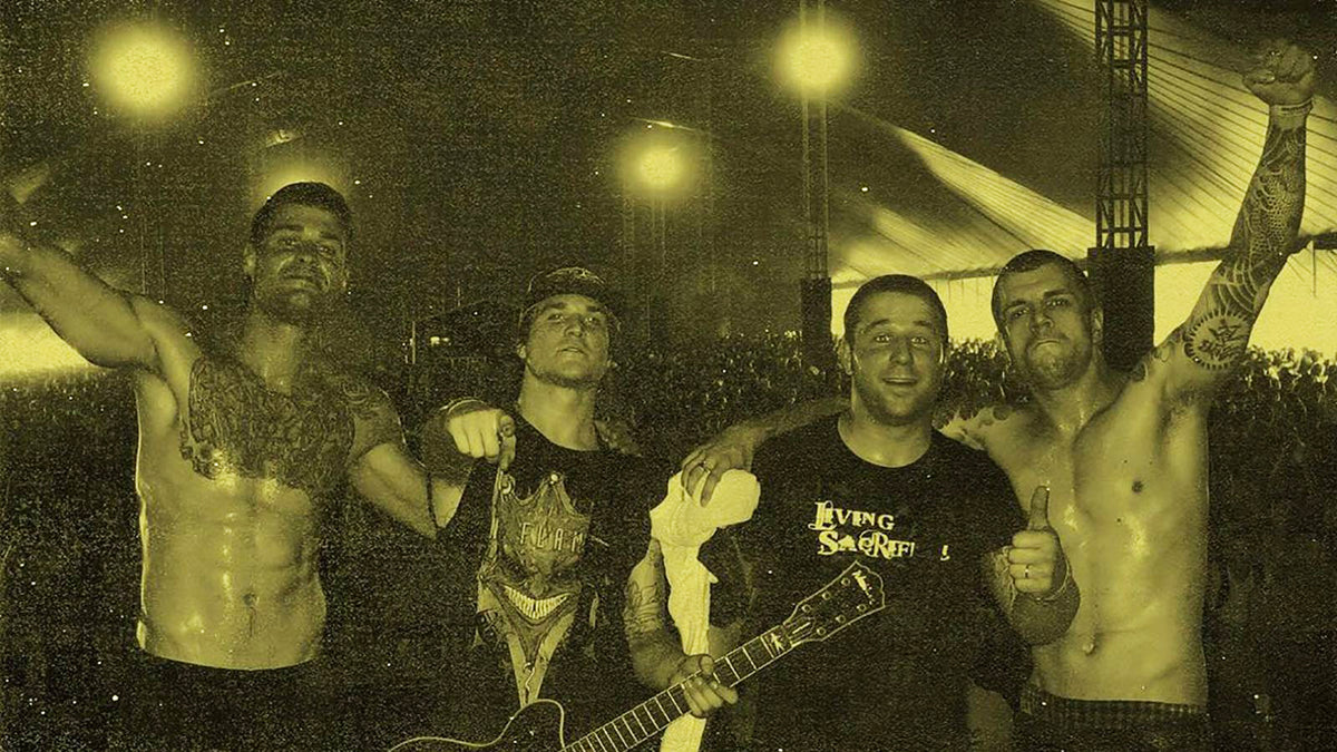 THROWDOWN announce first show in 8 years