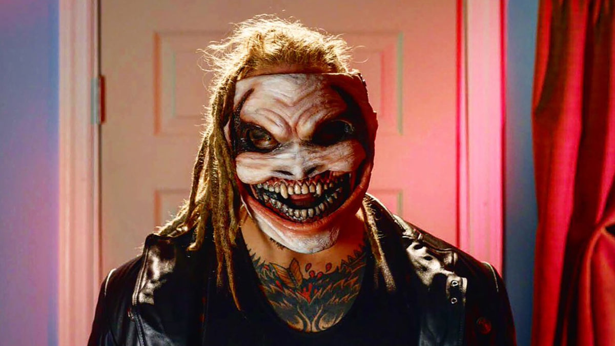 See WWE’s Bray Wyatt Unveil Creepy New Mask by Horror Master Tom Savini’s Team