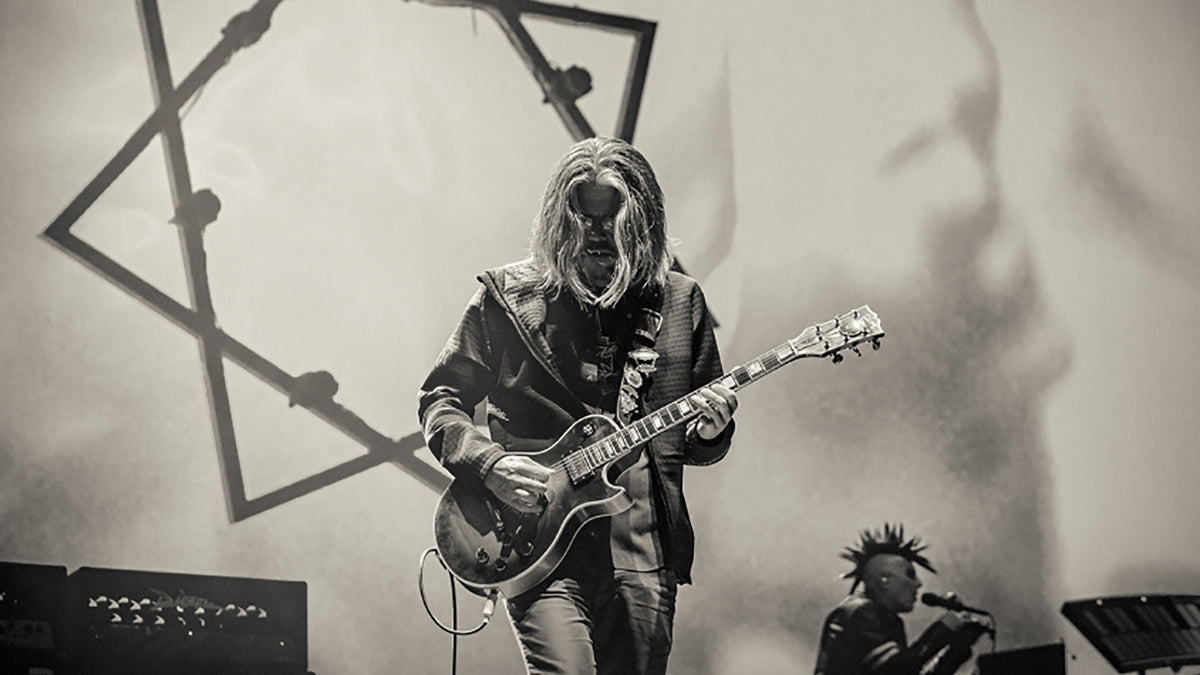 Adam Jones Says TOOL Have Turned Down Stadium Tours, Considering Small Club Run