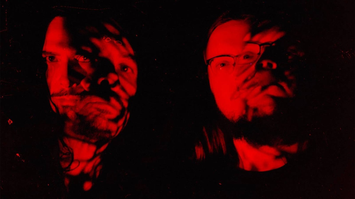 KORN’s MUNKY unveils new electronic project VENERA: Hear “Hologram”
