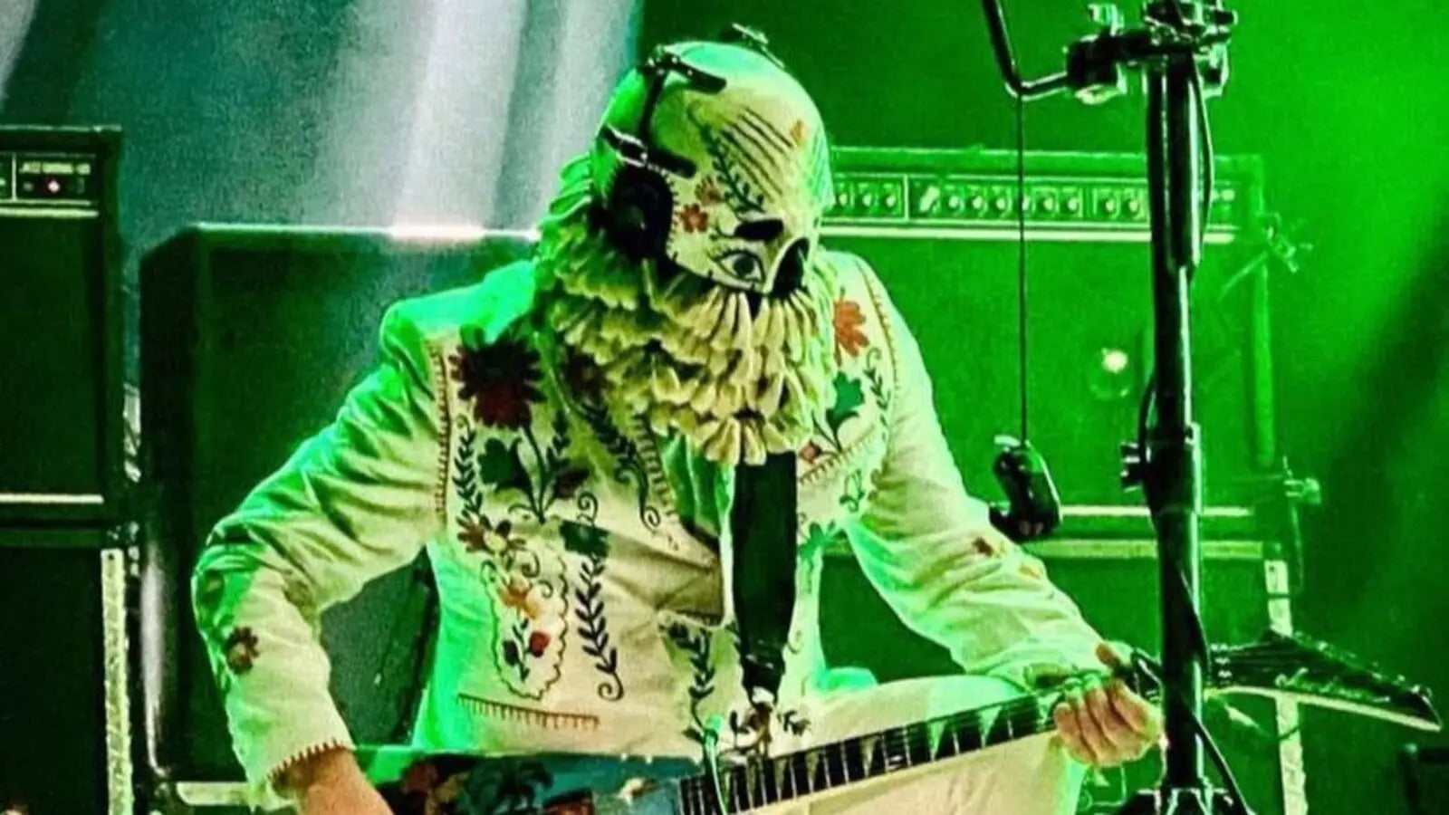 LIMP BIZKIT’s WES BORLAND debuts bonkers new look in Tokyo