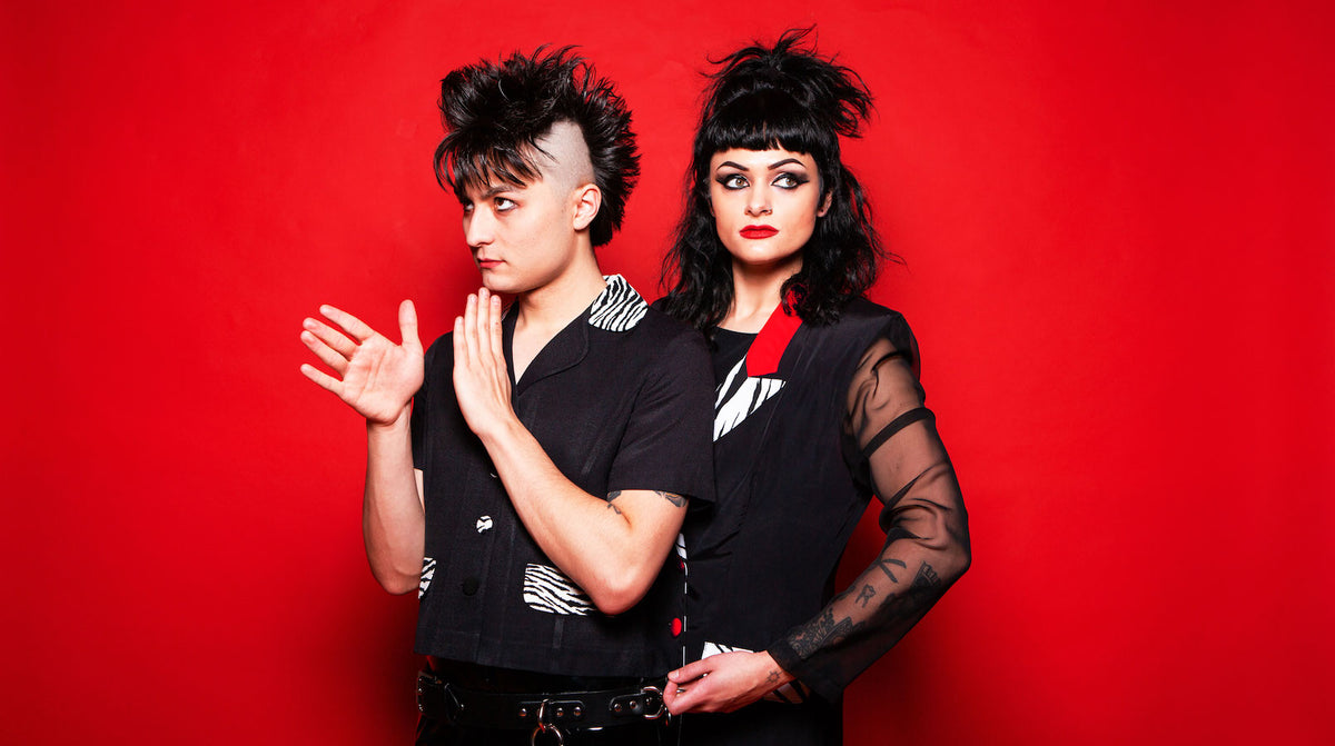 Hear Darkwave Duo Wingtips Channel the Cure, Early Ministry With “Deaf Pursuit”