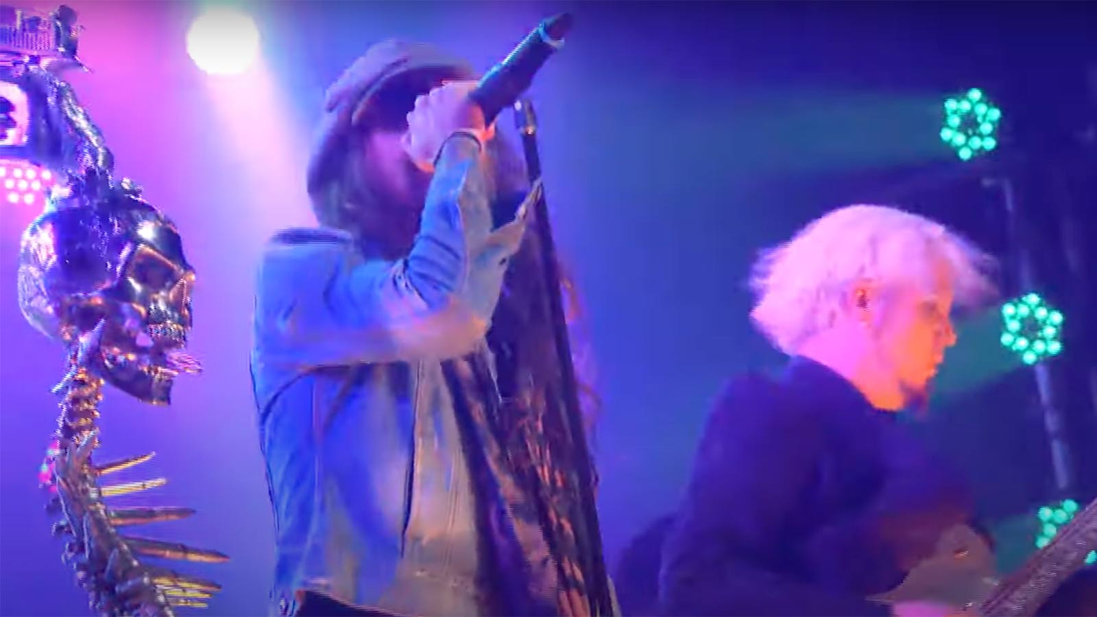See ROB ZOMBIE play “Thunder Kiss ’65” with FIVE FINGER DEATH PUNCH in 2013