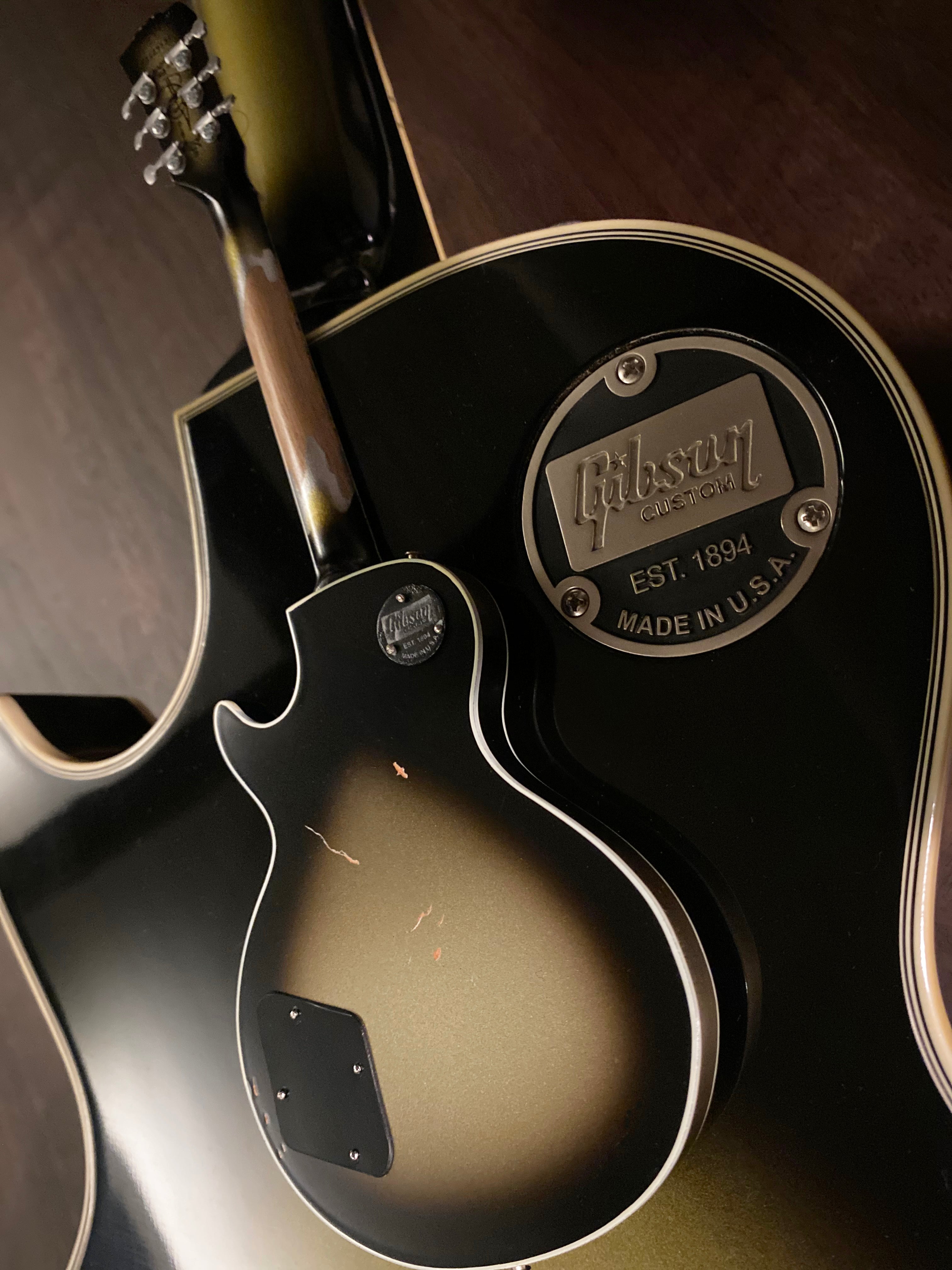 Adam Jones 1979 Gibson Les Paul Custom - Antique Silverburst Mini Guitar Replica 1:4 Scale Model