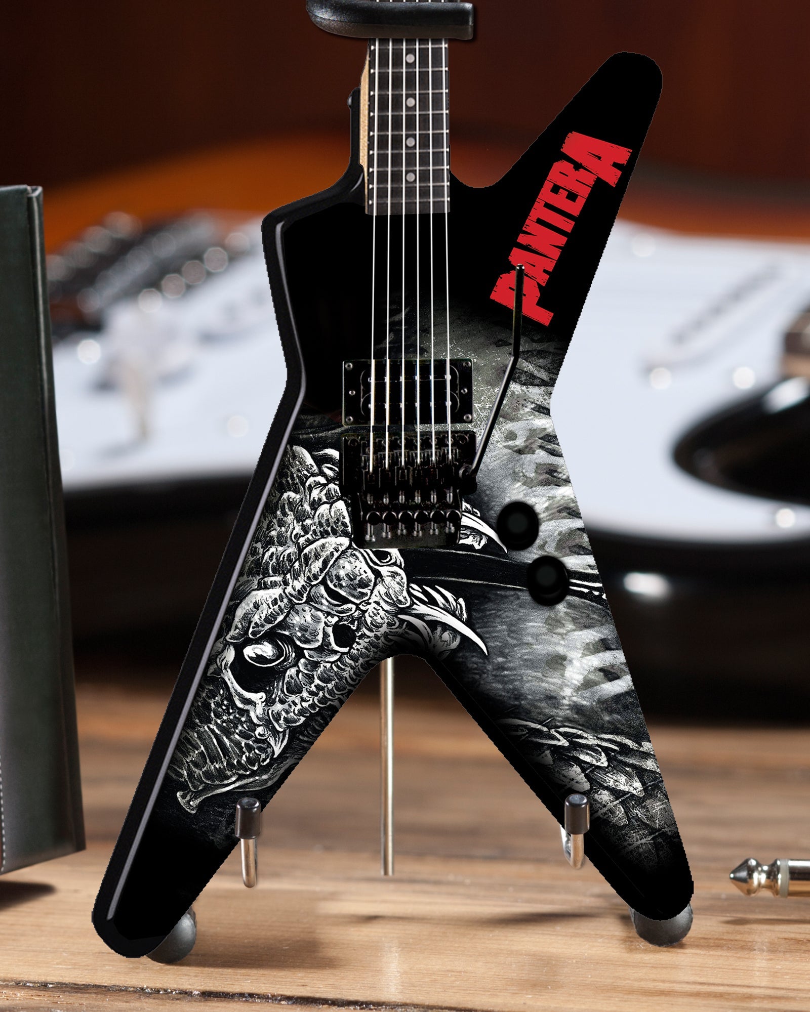 DIMEBAG PANTERA BLACK & WHITE SOUTHERN TRENDKILL DEAN ML MINI GUITAR MODEL - ARTIST PROOF EDITION