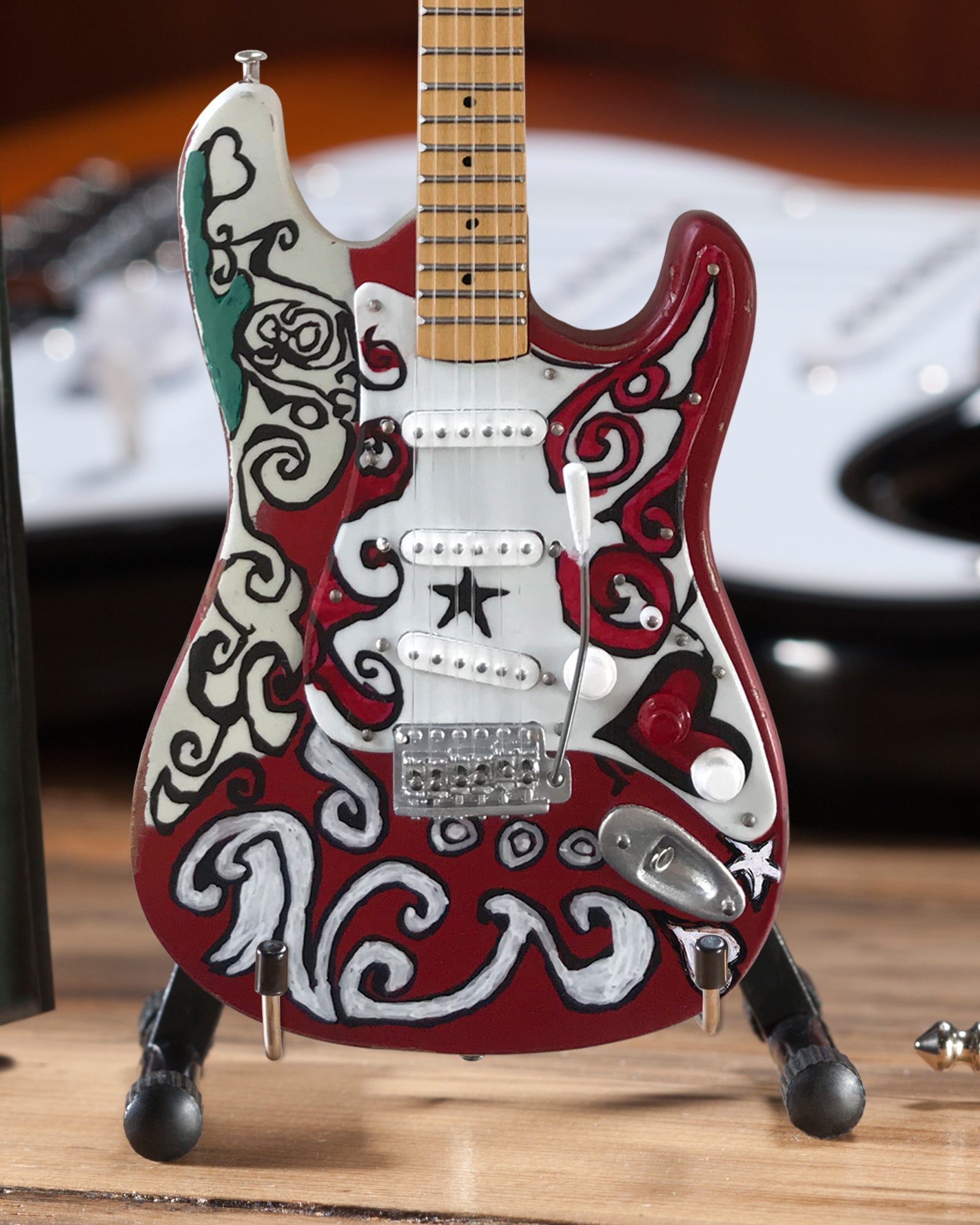 SET OF 3 SIGNATURE JIMI HENDRIX FENDER™ STRATOCASTER™ MINI GUITARS