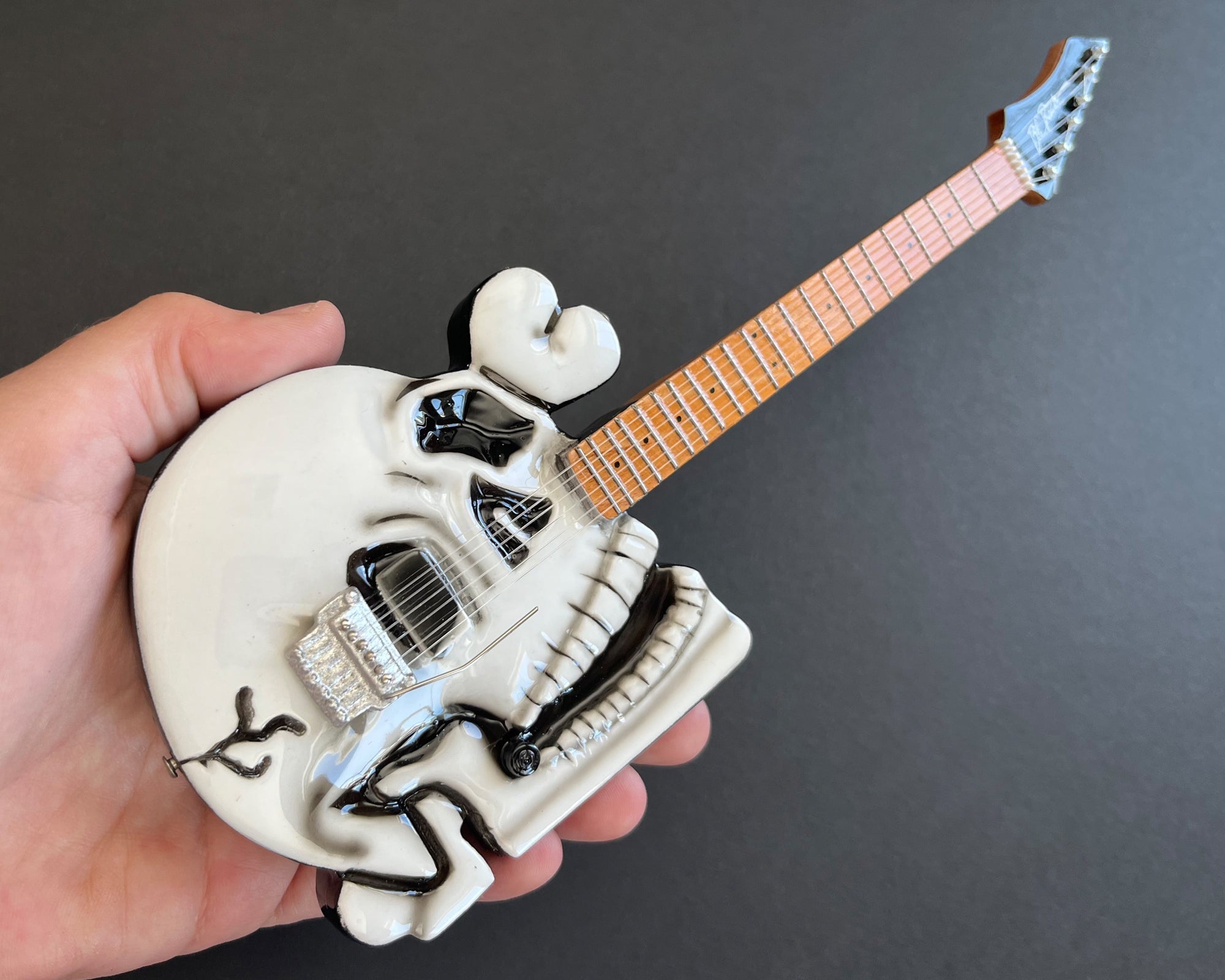 OFFICIAL B.C. RICH® CUSTOM SKULL MINIATURE GUITAR REPLICA - C.C. DEVIL