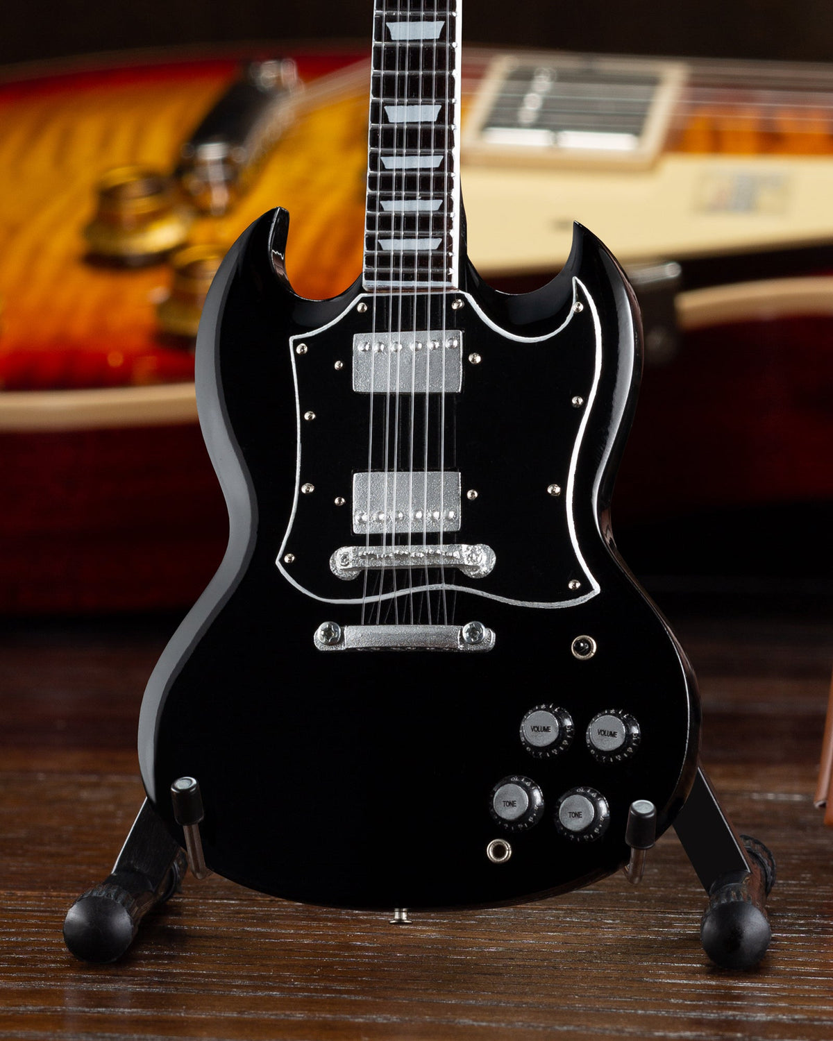 GIBSON SG STANDARD EBONY 1:4 SCALE MINI GUITAR MODEL