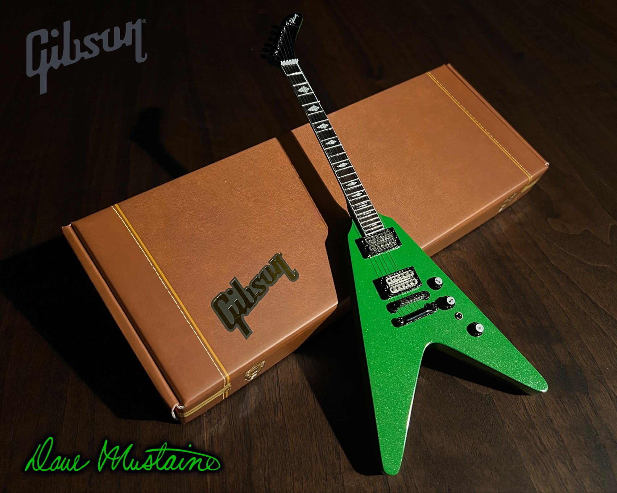 DAVE MUSTAINE SIGNATURE GIBSON FLYING V SET OF 2 MINI GUITAR COLLECTION - RUST IN PEACE & SILVER METALLIC