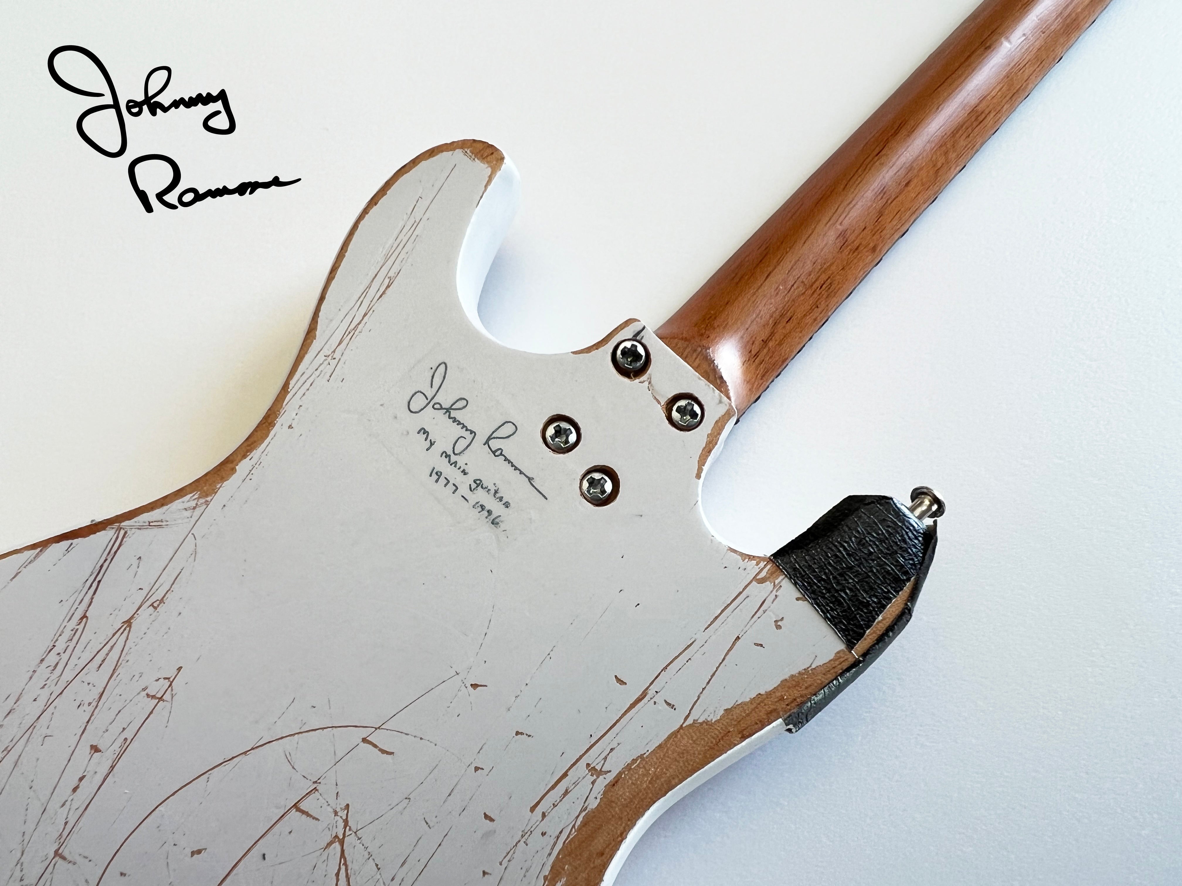 JOHNNY RAMONE SIGNATURE 1965 MOSRITE VENTURES II MINI GUITAR MODEL