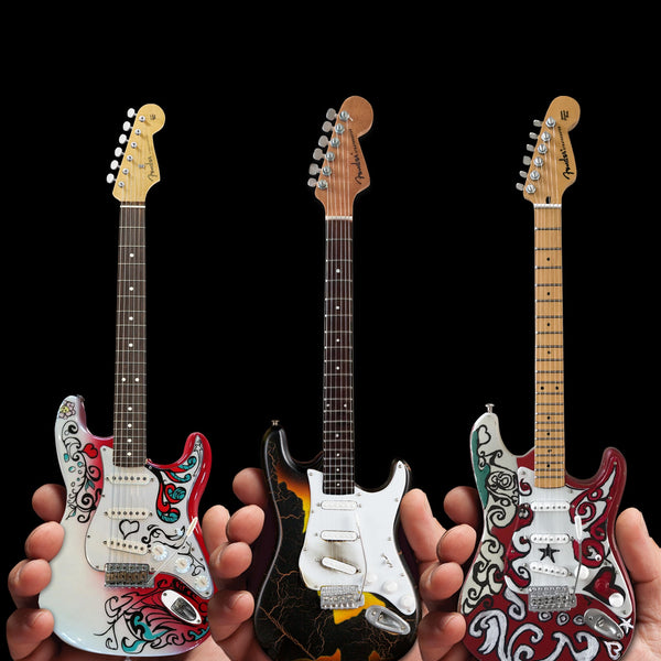 SET OF 3 SIGNATURE JIMI HENDRIX FENDER™ STRATOCASTER™ MINI GUITARS