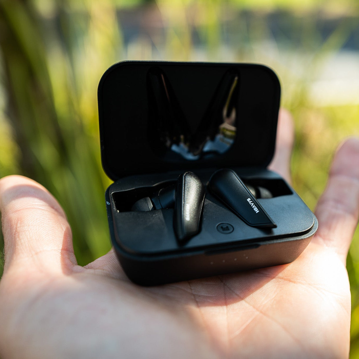 HEAVYS ワイヤレスイヤホン Wireless EarBuds Heavys Noise-Cancelling True Wireless Earbuds