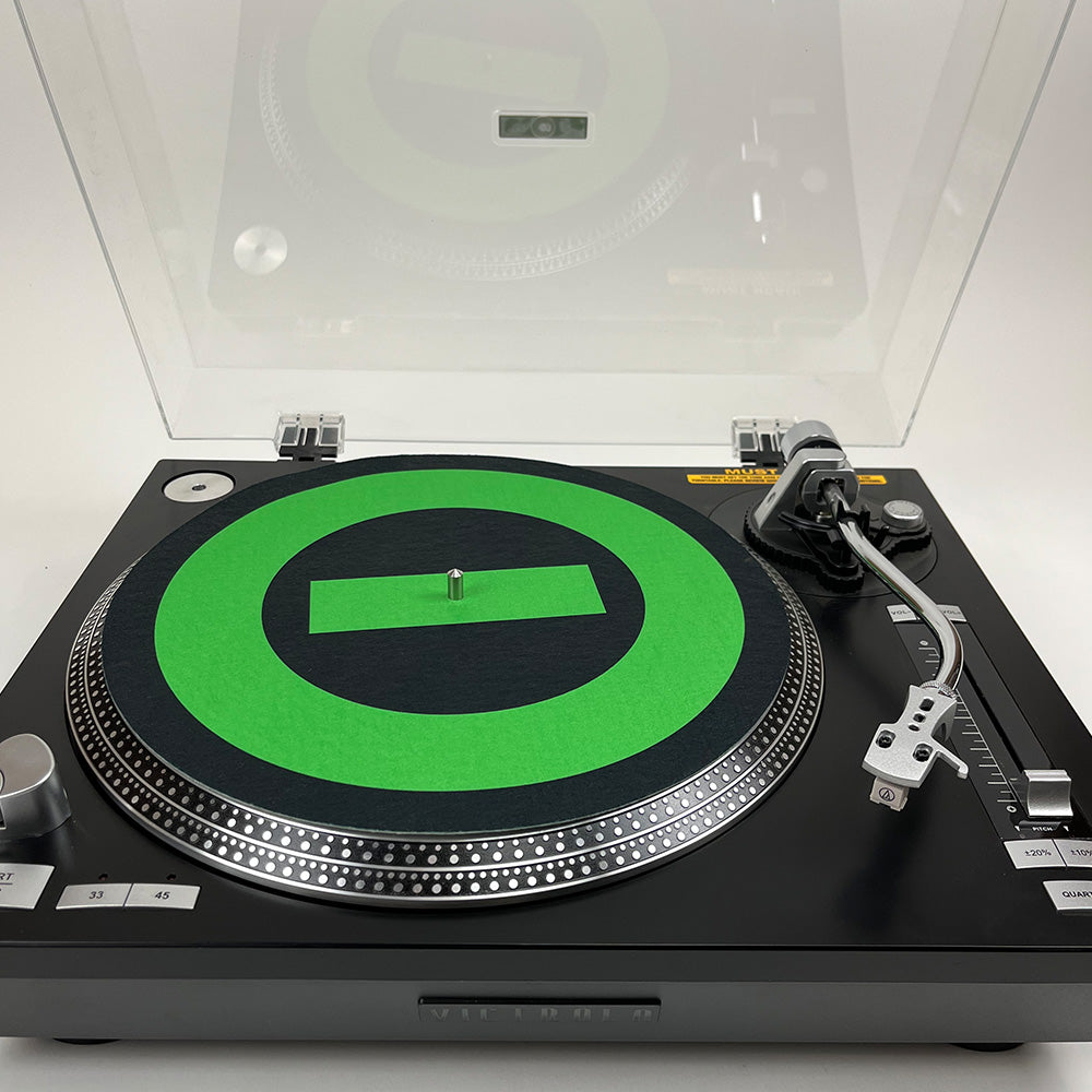 TYPE O NEGATIVE X REVOLVER 'LIMITED EDITION DONUT SLIPMAT'