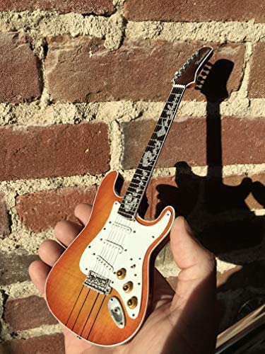 STEVIE RAY VAUGHAN - SIGNATURE HAMILTONE MINI GUITAR