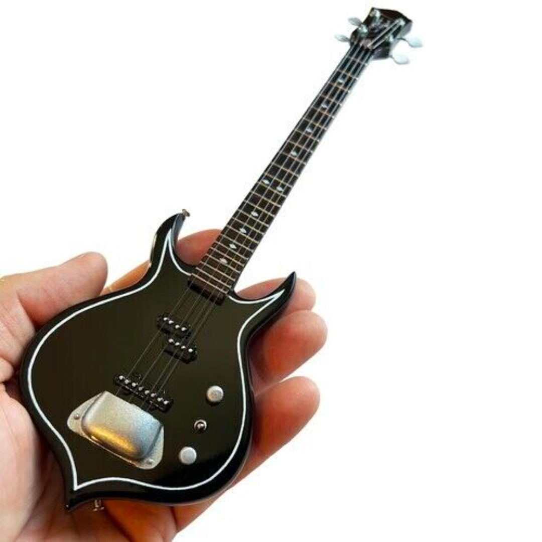 KISS - GENE SIMMONS - PUNISHER MINI BASS